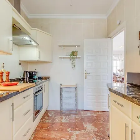 Casa Cielo Azul - Only 10 Mins Walk To Everything!